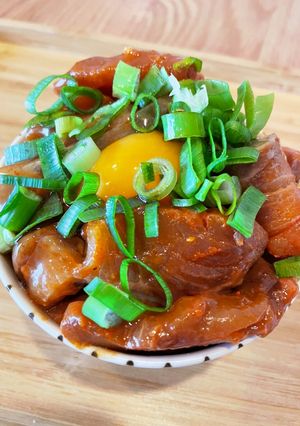 ブリの韓国風ヅケ丼-レシピのメイン写真