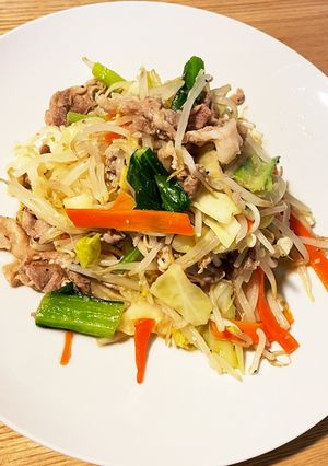 カット野菜で簡単！豚肉と野菜炒め！-レシピのメイン写真
