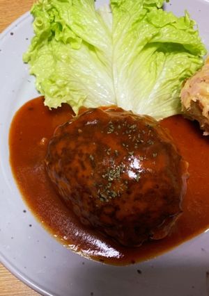 てぃんさんちの煮込みハンバーグソース-レシピのメイン写真