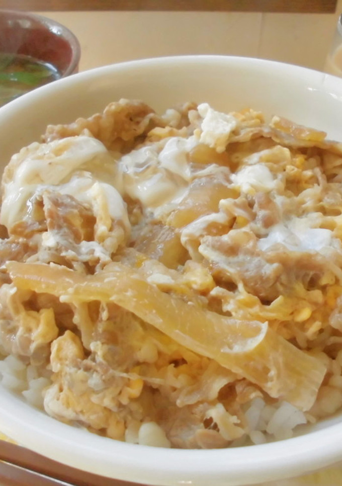 牛丼屋さんの牛皿で牛たまごとじ丼♪-レシピのメイン写真