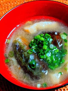 茄子と油揚げの味噌汁-レシピのメイン写真