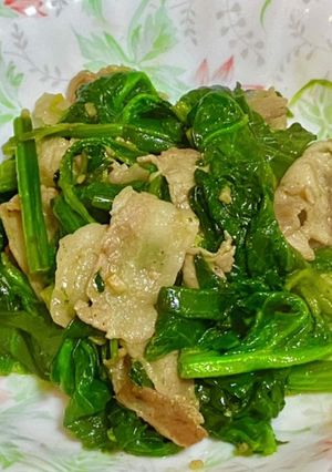 ほうれん草と豚バラ肉のニンニク炒め-レシピのメイン写真