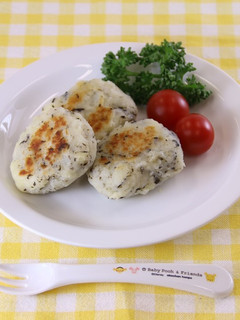 【離乳食中期】じゃがいもとのりのおやき-レシピのメイン写真