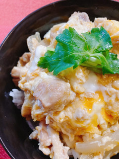 簡単味付け親子丼☆豚肉と玉子炒めの素で!-レシピのメイン写真