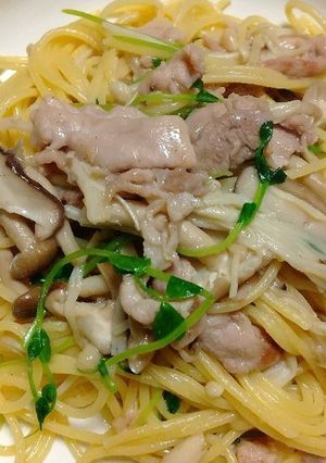 豚肉とキノコと豆苗の柚子胡椒パスタ-レシピのメイン写真