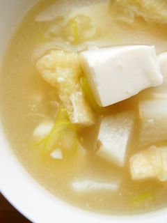 長芋・豆腐のお味噌汁♪シャキふわ食感♪-レシピのメイン写真