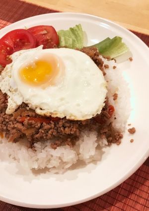 鉄フライパンで簡単ガパオライス-レシピのメイン写真
