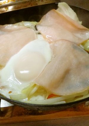 最速の野菜たっぷりハムエッグ-レシピのメイン写真