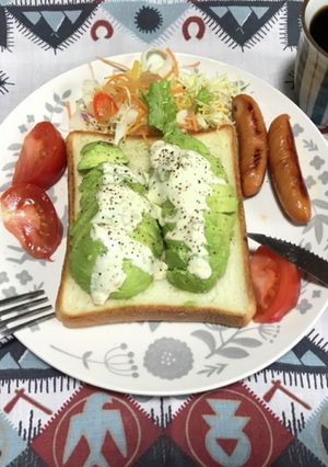 アボカドオープンサンド-レシピのメイン写真