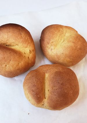 ふわふわもっちりな低糖質塩パン-レシピのメイン写真