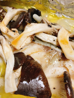 鱈と霜降りひらたけのバターホイル焼き-レシピのメイン写真