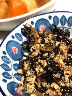 ひじきと挽き肉の炒り煮-レシピのメイン写真