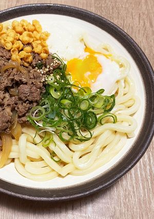 絶品とろ玉肉ぶっかけうどん(丸亀製麺風)-レシピのメイン写真