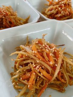 胡麻たっぷりきんぴらごぼう-レシピのメイン写真