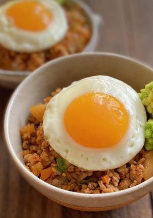 挽肉で！簡単★豚キムチそぼろ丼-レシピのメイン写真