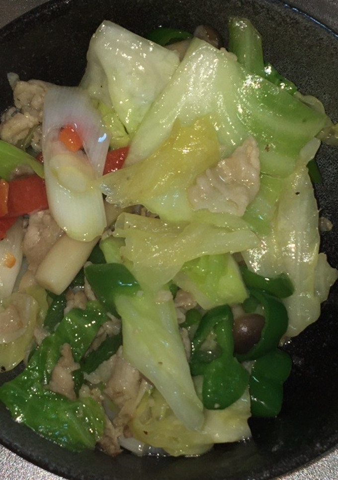 豚肉とネギと野菜の海鮮風味炒め-レシピのメイン写真
