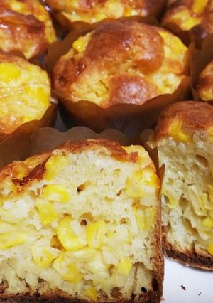 たっぷりコーンカップケーキ-レシピのメイン写真
