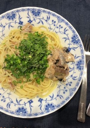 鯖缶と梅のパスタ-レシピのメイン写真