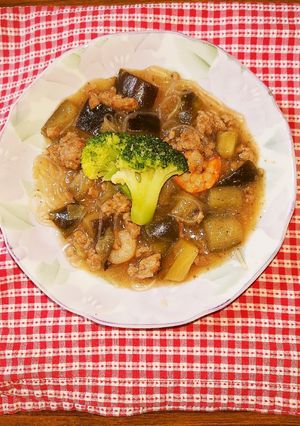 ヨウサマの減塩なすと挽肉とエビの海鮮炒め-レシピのメイン写真