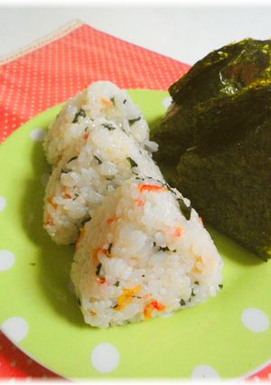 ✿大葉と炒り小えびのおむすび✿お弁当-レシピのメイン写真