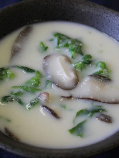 レタスとしいたけの中華風クリーム煮-レシピのメイン写真