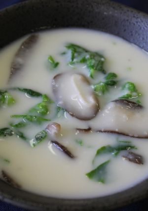 レタスとしいたけの中華風クリーム煮-レシピのメイン写真