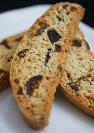 ノンオイル☆いちじく&全粒粉ビスコッティ-レシピのメイン写真