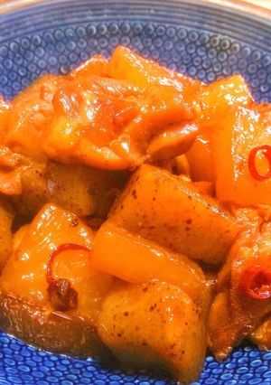 鳥ももと大根蒟蒻のピリ辛生姜炒め煮込み-レシピのメイン写真