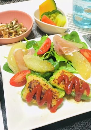 ピーマンの肉詰めメインで今夜の晩ごはん-レシピのメイン写真