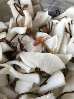 大根のハチミツと梅干しと塩昆布和え-レシピのメイン写真