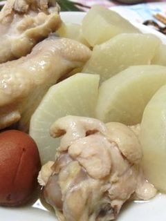 しみうま♪ 手羽元と大根の梅オイ白だし煮-レシピのメイン写真
