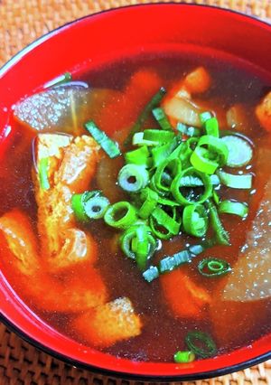 大根と油揚げの赤だしの味噌汁-レシピのメイン写真