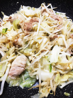 野菜炒めで餅アレンジ〜残り餅で一品〜-レシピのメイン写真