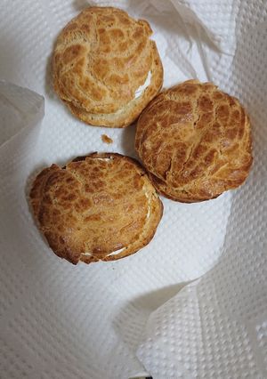 シュークリームの生地。初めて作る。-レシピのメイン写真