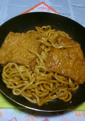 キムチ鍋の〆で焼きうどん-レシピのメイン写真