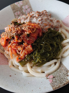のせるだけ☆納豆めかぶキムチうどん-レシピのメイン写真