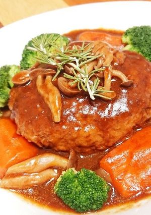 洋食屋っぽい☆デミグラ煮込みハンバーグ-レシピのメイン写真