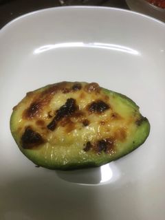 焼くだけ簡単!アボカドチーズ焼き-レシピのメイン写真