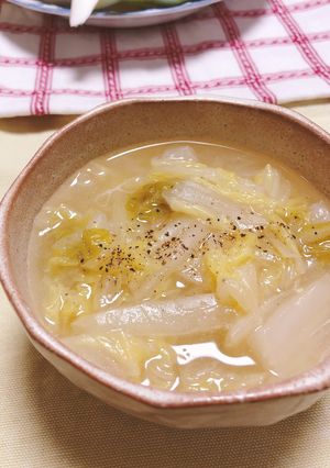 具材は白菜だけ！優しい白菜スープ-レシピのメイン写真