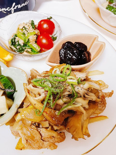 まいたけと豚こまのバター醤油炒め-レシピのメイン写真