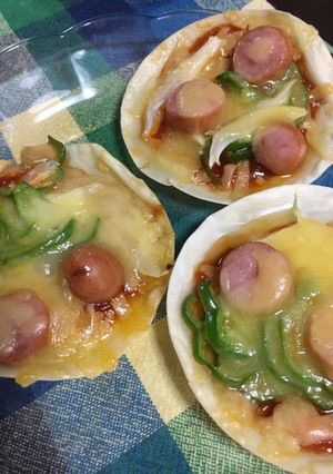 余った餃子の皮で♫簡単ひと口ピザ-レシピのメイン写真