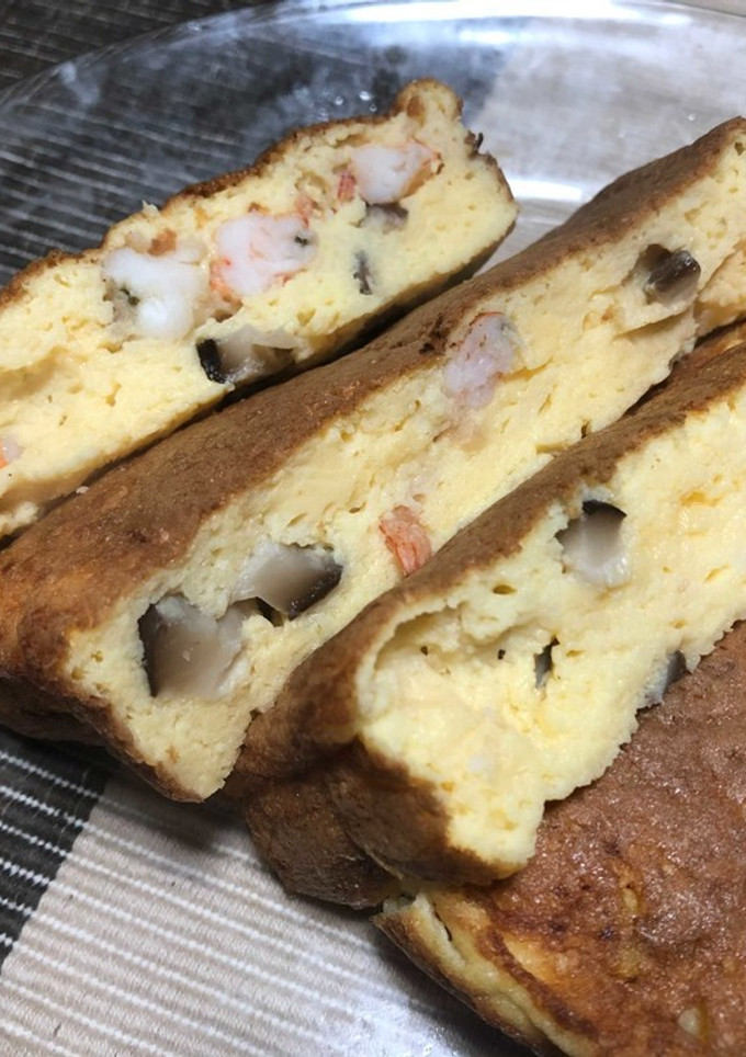 エビと生椎茸の伊達巻風たまご焼き♪-レシピのメイン写真