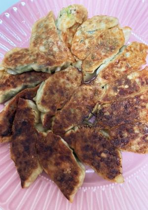 セロリの葉とお豆腐のビーガン餃子-レシピのメイン写真