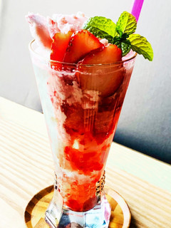 糖質オフ☆苺のクリームソーダ♪-レシピのメイン写真