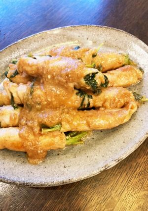 豚肉の豆苗巻き焼き　甘みそごまだれ♪-レシピのメイン写真