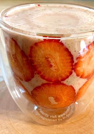 苺スムージーで腸活-レシピのメイン写真