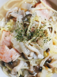 お鍋1つでベーコンときのこのスープパスタ-レシピのメイン写真