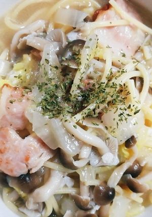 お鍋1つでベーコンときのこのスープパスタ-レシピのメイン写真