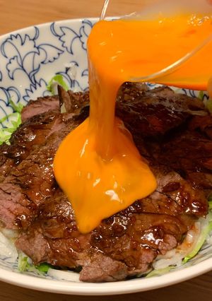 おうちでごちそう！卵かけステーキ丼-レシピのメイン写真