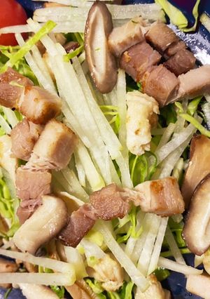 鶏皮とベーコンのサラダ-レシピのメイン写真